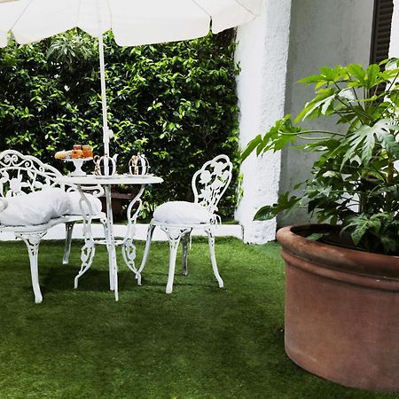 Les Canoubiers Luxe Et Serenite Au Coeur De Saint-Tropez Suites Spacieuses Avec Jardin Enchanteur Zewnętrze zdjęcie
